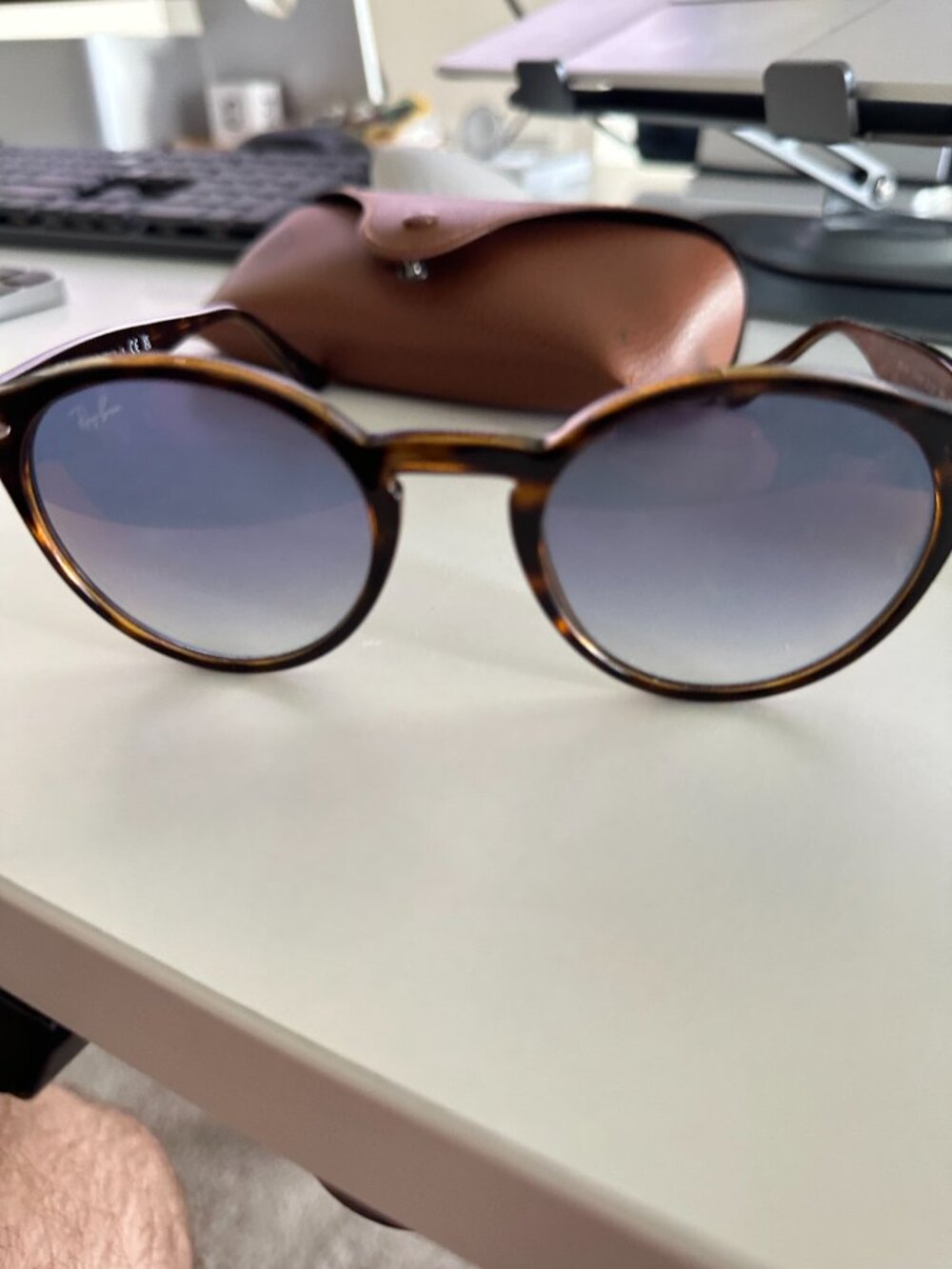 Ray-Bans RB2180 Sunglasses with Case Brown Frame-Blue - Picture 4 of 5